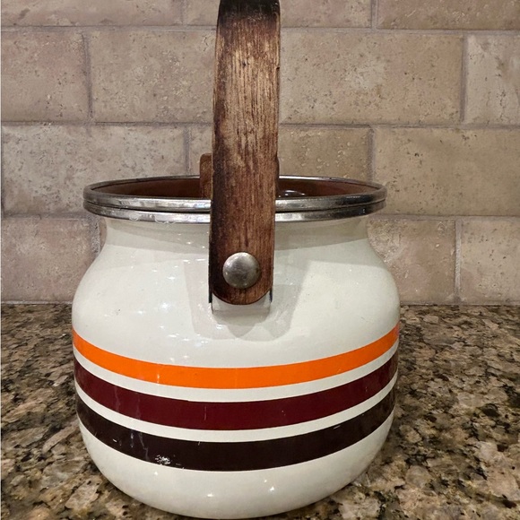 Vintage Enamel Tea Kettle With Stripes - Picture 5 of 7